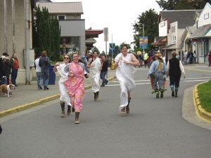 XtraTufs and togas are high fashion at the 2008 Running of the Boots