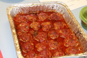 PanOfCookedMeatballsWithMarinara
